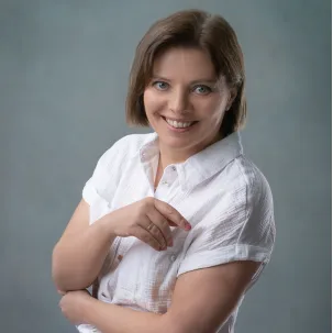 Ewa Rajska, korektorka; ukończyła kurs korekty w Centrum Korekty