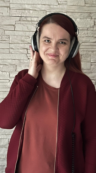 Marta Bator-Długińska, korektorka; ukończyła kurs korekty organizowany przez Ewę Bindę z Centrum Korekty